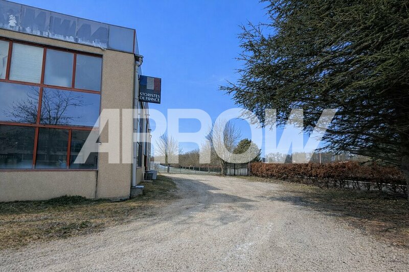 Entrepôt à vendre TAISSY 4