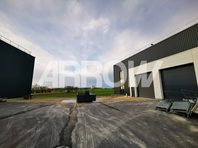 Entrepôt à louer PRUNAY 4