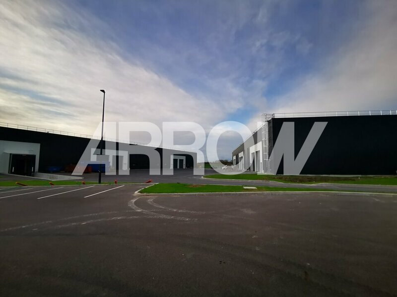 Entrepôt à louer PRUNAY 3