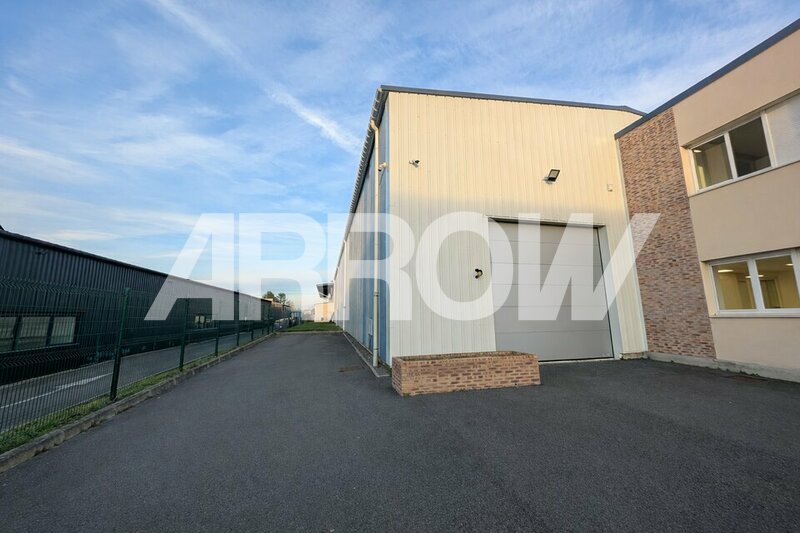 Entrepôt à louer BEZANNES 2