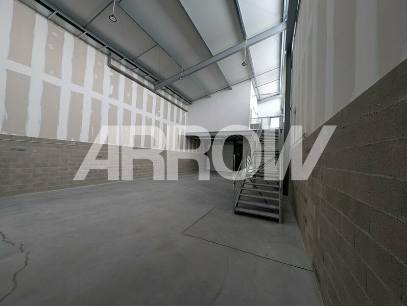 Entrepôt à louer CORMONTREUIL 4