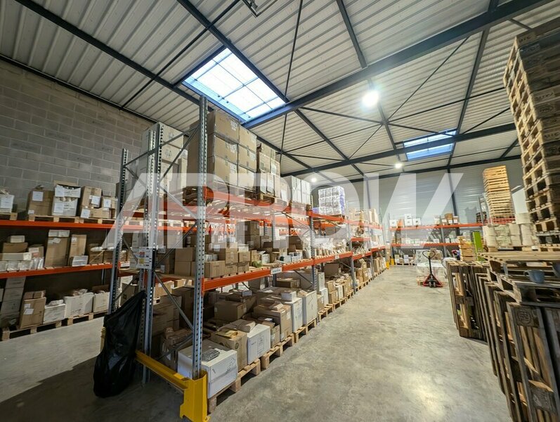 Entrepôt à louer BÉTHENY 5