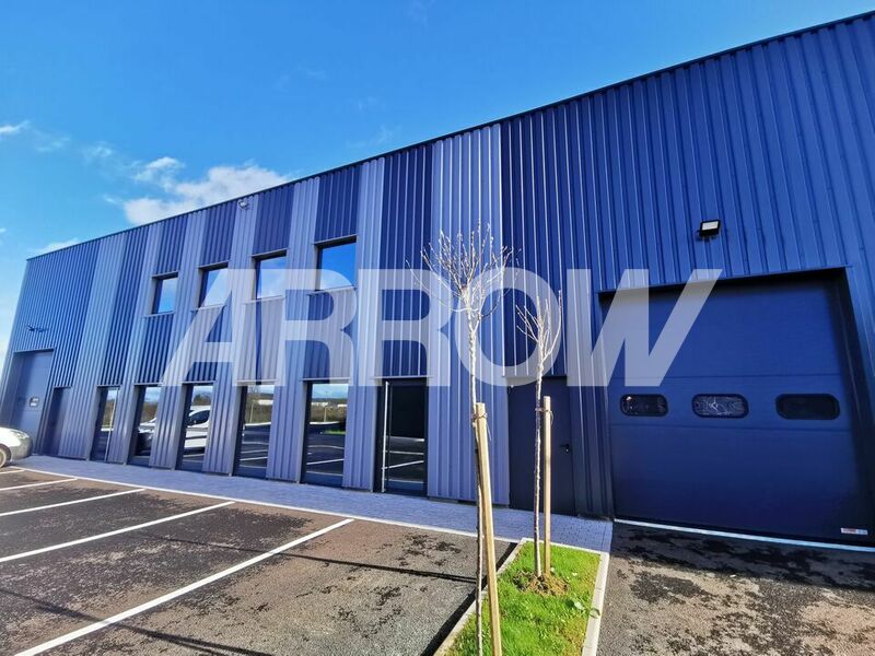 Entrepôt à vendre SAINT-MARTIN-SUR-LE-PRE 1