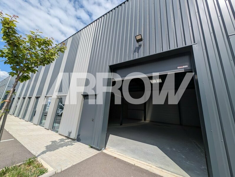 Entrepôt à vendre SAINT-MARTIN-SUR-LE-PRE 4