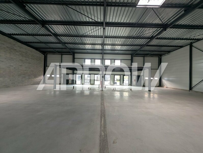 Entrepôt à vendre SAINT-MARTIN-SUR-LE-PRE 3