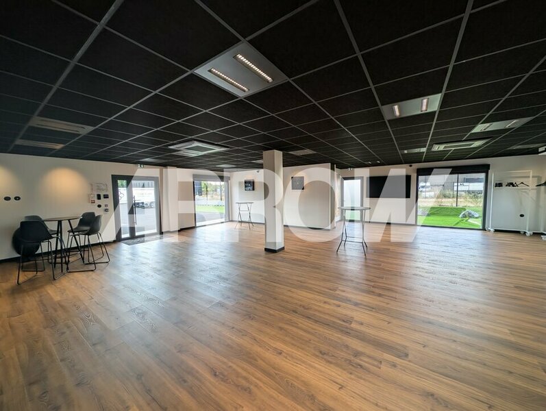 Bureau à vendre BÉTHENY 4