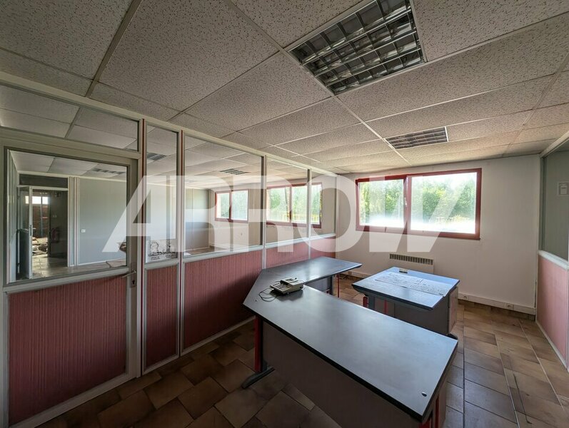 Entrepôt à louer RAISMES 5