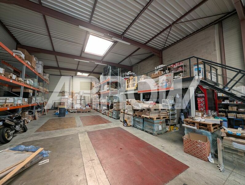 Local commercial à louer ORMES 5
