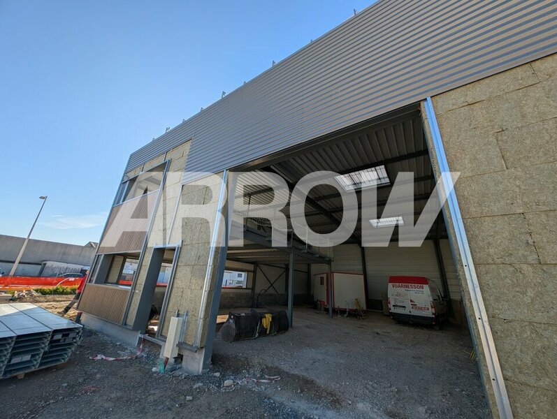 Entrepôt à vendre SAINT-BRICE-COURCELLES 4