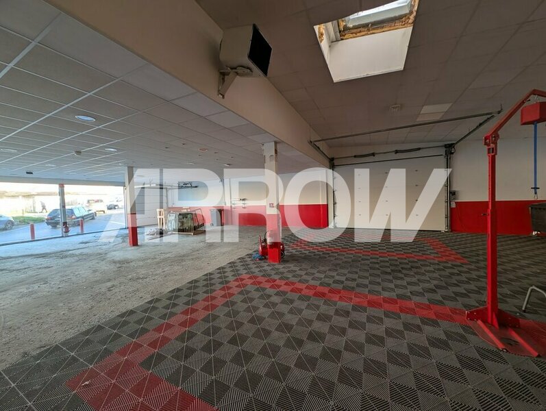 Local commercial à louer REIMS 4